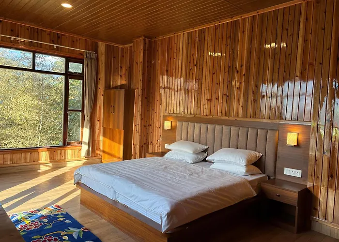 Gangtey Himalayan Suites